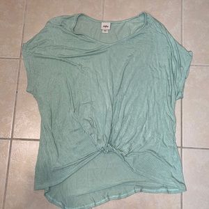 Cute, front knot, ribbed light weight mint tee